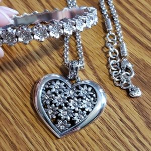 Full Bloom and Bloomfield set